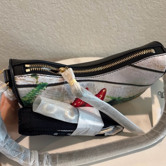 Marc Jacobs x 'The Wizard of Oz' Small Convertible Drifter Shoulder Bag NWT - Picture 8 of 10